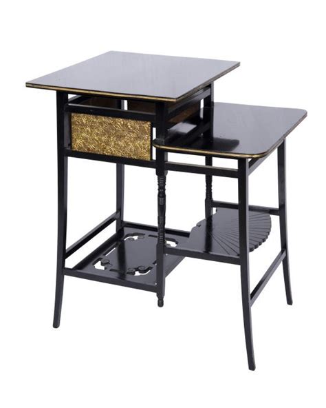 The classic and neoclassical style of the victorian architecture reflects the influence of ancient greece and roman architecture, where buildings, usually symmetrical with columns. Aesthetic Movement Table | Aesthetic movement, Victorian ...