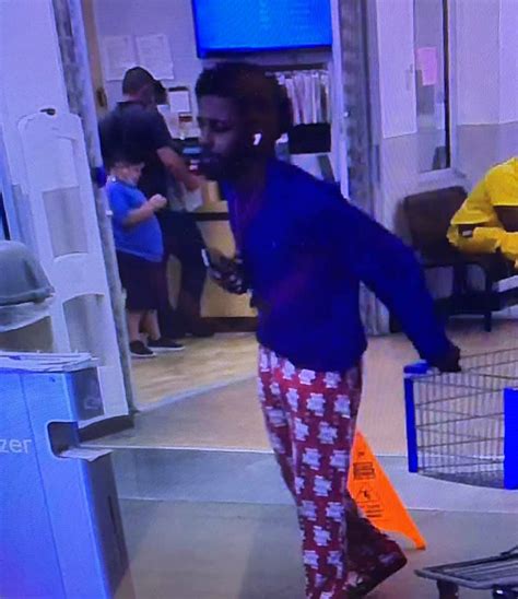 Opd Looking For Man Accused Of Inappropriately Touching Customers At Ocala Walmart Ocala News Com