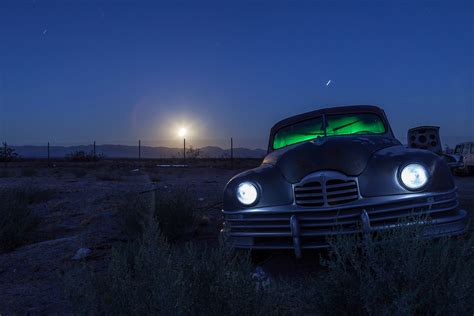 Explore 8 best tips on car photography here so cars are great subjects for photography. heidger marx photography - Cars at night