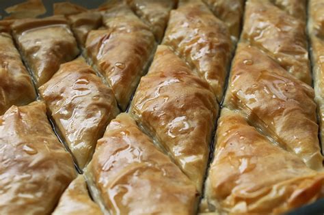 Dyna S Egyptian Cooking Delicious Baklava With Vanilla Syrup Baklawa