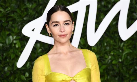 Emilia Clarke Says Her Brain Has Quite A Bit Missing Following Aneurysm