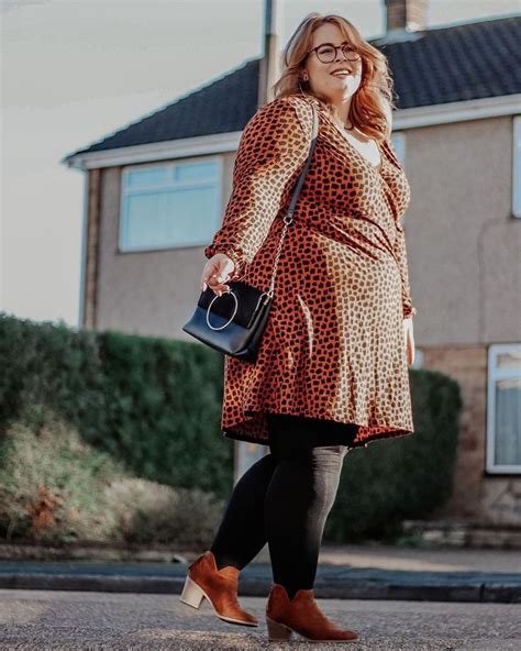 emily plus size blogger on instagram “[ted] feeling like an absolute 70s dream in this