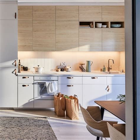 Montar muebles de cocina ikea en una cocina pequena de 150 x 265 mm. Muebles de cocina Ikea. Tendencias en cocinas 2020.