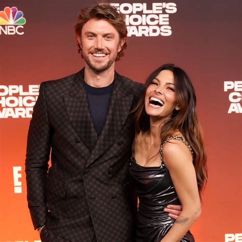 Sex Life S Sarah Shahi And Adam Demos Heat Up The Pcas With Red Carpet Debut As A Couple