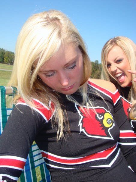 Drakesdrumuk Smokin Hot Louisville Cheerleader Courtney