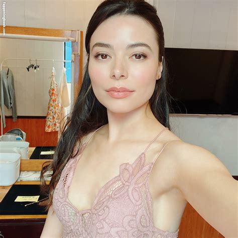 Miranda Cosgrove Onlyfanssz Nude Onlyfans Leaks The Fappening Photo Fappeningbook