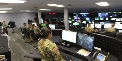 Army Offers Direct Commissions To Boost Cyber Force