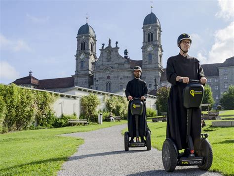 James and the destination for many for many pilgrims, einsiedeln abbey is one of the most important places of pilgrimage on the swiss way. Herbst-Touren im Naturparadies Einsiedeln › reiseziele.ch