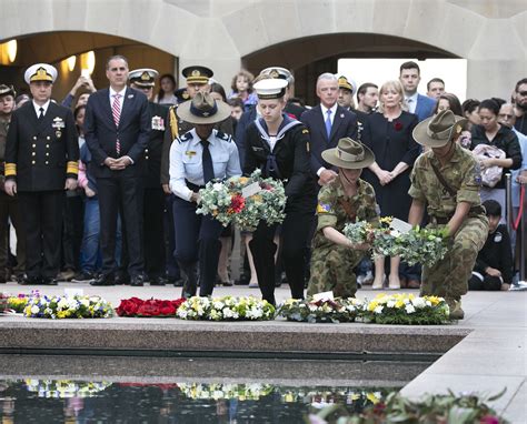 Anzac Day Last Post Ceremony Commemorating Sergeant Char Flickr
