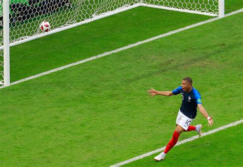 kylian mbappe leads france past messi s argentina and into world cup quarterfinals the boston