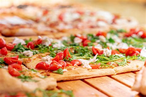Coronavirus, a Roma è proibita la pizza margherita