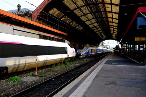 Grâce à notre code promo ouigo, profitez de billets des tgv pas cher dès 10€. Les trains Ouigo vont partir de la gare Montparnasse