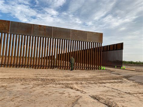 Exclusive Border Report Tours Site Of New Border Wall At South Texas