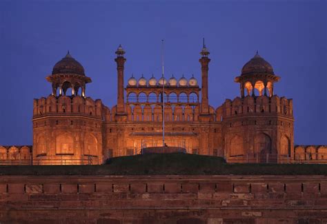 Clean, newly renovated rooms, pleasant staff. Red Fort, Delhi, India - Map, Facts, Location, History ...