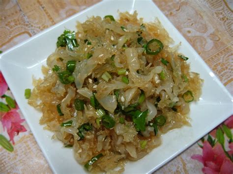 Pour boiling water onto the jellyfish evenly and they will shrivel up. Sumptuous Flavours: Jellyfish Salad
