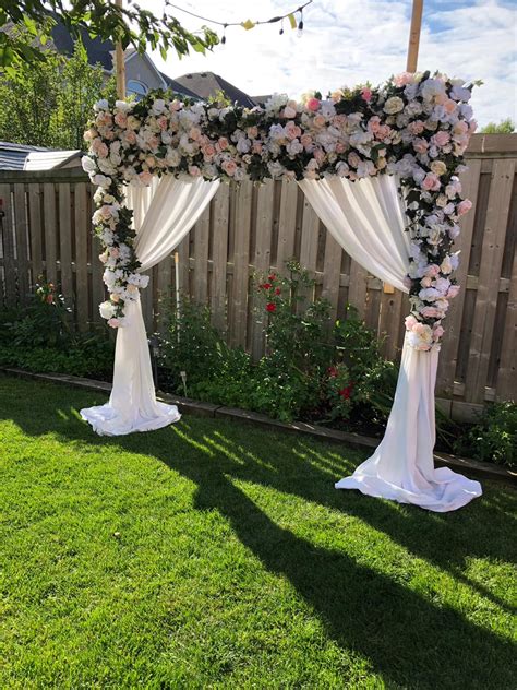 Rent an arch if you are on a smaller budget. Barrie Flower Arches Rental - Premier Flower - Flower ...
