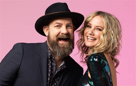 Sugarland Announces There Goes The Neighborhood Tour 2020 Top Country Songs Country Music