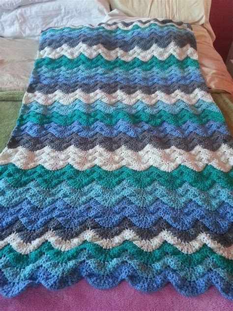 Little buds afghans knitted pattern. Ocean wave throw | Afghan crochet patterns, Crochet ...