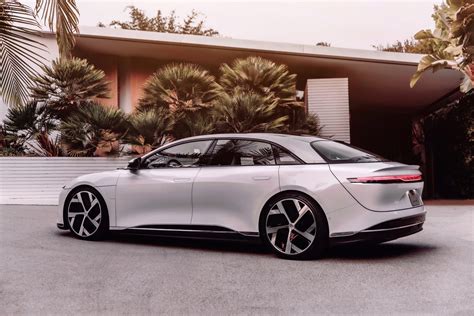 Lucid Air All The Details On 517 Mile Electric Car Digital Trends