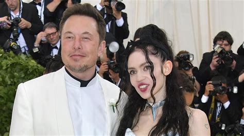 Elon musk once said he would rather stick a fork in my hand than write about my personal life, but grimes, left, and elon musk attend the costume institute gala at the metropolitan museum of art in. Elon Musk's singer girlfriend 'pregnant' | Sunshine Coast Daily