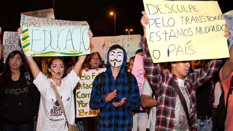 Tribuna Da Internet O Recado Que Vem Das Ruas