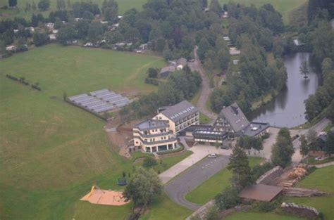 The enchanting hotel restaurant haus tiefenbach welcomes you with its personal touch. Haus Tiefenbach (Buellingen, België) - foto's, reviews en ...