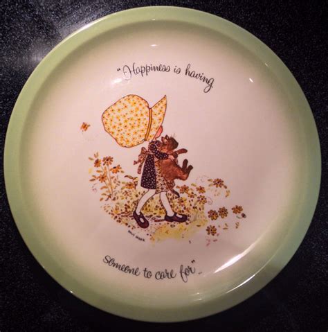 vintage 1970 s holly hobbie collector s plate happiness by american greetings features