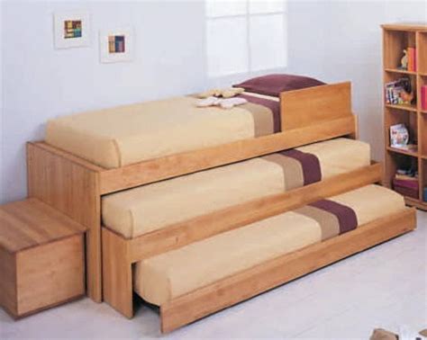 You will find the pull out sofa bunk bed in a large variety of appealing designs and styles. Pull Out Etagenbett Couch in 2020 | Tiny house family ...
