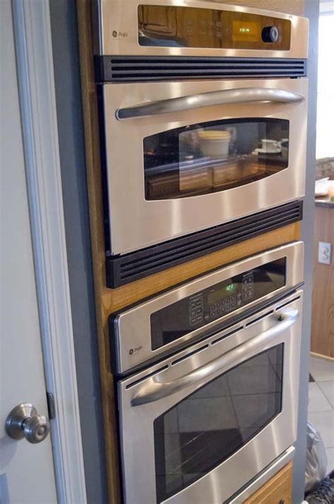 Spray the stainless steel appliance with vinegar, then wipe it away with a soft, clean cloth in the direction of the grain in the metal. How to Clean Stainless Steel Appliances with Baby Oil ...