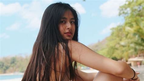 gabbi garcia declares love for her body despite being flat chested pep ph