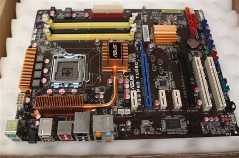 Asus P5q Pro Turbo Socket Lga775 Intel Core2 Quad Extreme