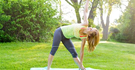5 Simple Yoga Poses To Soothe Your Aching Back Huffpost