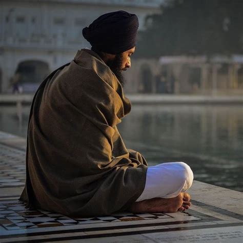 How Do Sikhs Meditate