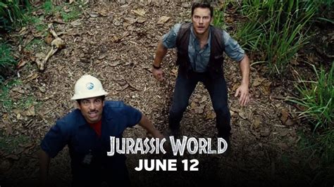 Jurassic World Clip Owen Escapes The Indominus Rex Paddock Hd Youtube