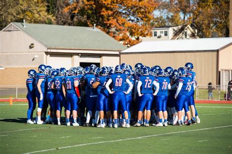From the nfl to ncaa heres whos playing. Football tradition - Hi's Eye