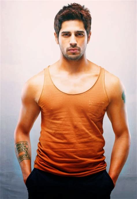 shirtless bollywood men siddharth malhotra