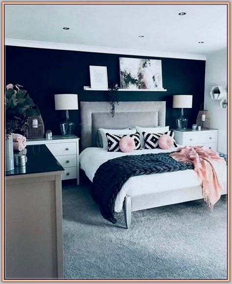 Glowing candles, cushions, footstools and huge fantastic contemporary artwork. Pin on Modern Bedroom Ideas