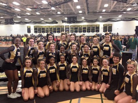 2015 2016 Jwhs Varsity Cheerleaders Headed To State Competition