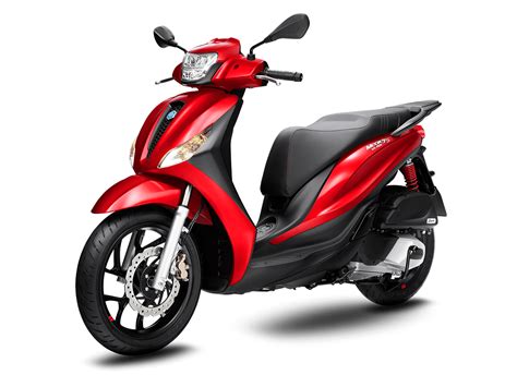 Piaggio Medley 150 S Red Scarletto My2022 Scooter Central