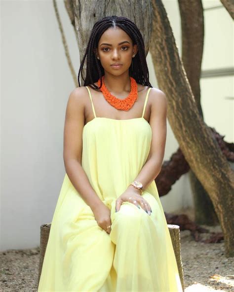 Cutting curly hair into a bob. 81 best Mihlali N images on Pinterest | Ps, Instagram and ...
