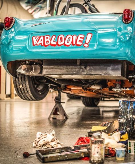 The Lost Art Of Hand Painted Race Car Lettering