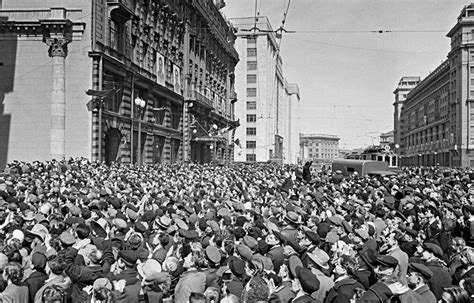 Traditionally on red square and on the main squares of. Victory Day Celebrations in Moscow on 9 May 1945 - Sputnik ...