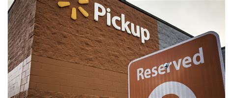 The walmart grocery app is an easy way to get food and other consumer goods delivered to your home. Walmart Grocery Pickup Review | Cheapism.com