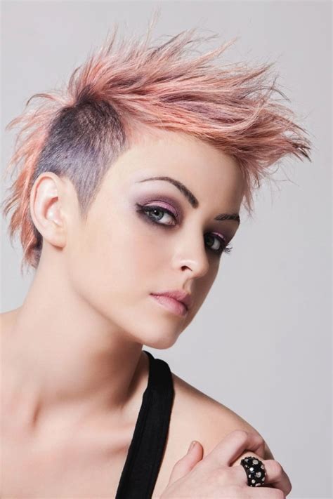 Edgy Short Hairstyles For Women To Be The Trendsetter Hairdo Hairstyle