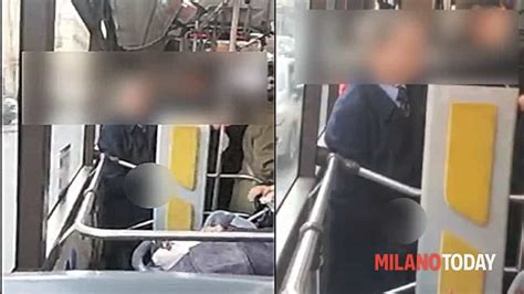 Milano Maniaco Sullautobus Video Si Masturba Davanti A Una Mamma