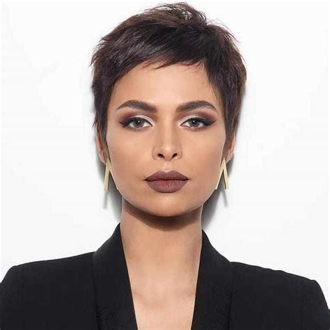 60 Short Hairstyles For Round Faces 2018 2019 Hairstyle