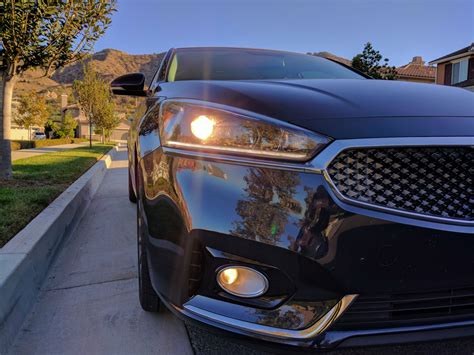 It's similar to the k900 in that it punches higher than some would consider for a kia, but it's anodyne shape and tame powertrains won't raise many pulses. 2017 Kia Cadenza Premium Review : When You Simply Need a ...
