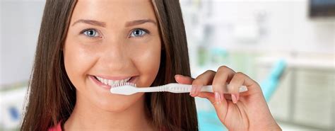 La importancia del cepillado dental Clínica Dental Doctores Garcia