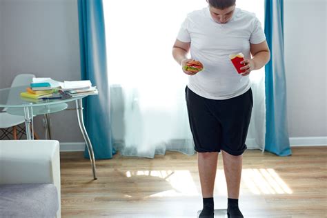 Otyłość i nadwaga u dzieci coraz większy problem coraz mniej