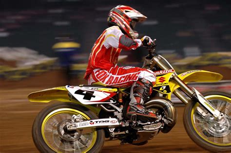 Le motocross est semblable au supercross; Motocross Action Magazine THE TRUE STORY OF RICKY ...